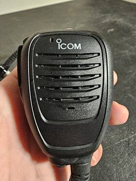 Icom Hm-222 Mic 14 Pin Connector Used Working