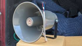 Motorola 5080388a03 New Oem Public Address Speaker 15w 8 Ohm Nos 2 Available