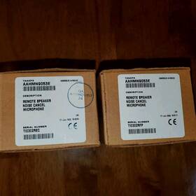 Motorola Aahmn9053e Two Noise Cancelling Speaker Microphones New In Box