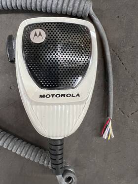 Motorola Hmn-1056b Hmn 1090c Palm Microphone - No Plug- Looks New