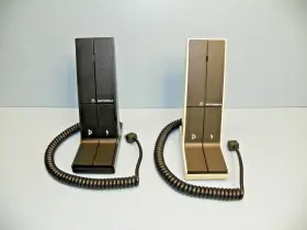Hmn3000a-9501 Motorola Directcom Desk Microphones 2 Black And Tan Hmn1038d -used